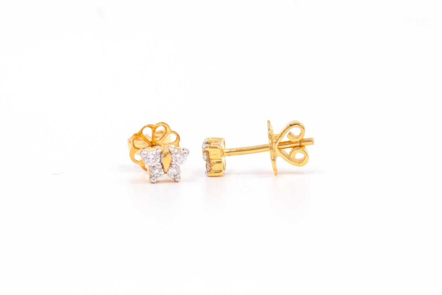 Diamond earring gold photo