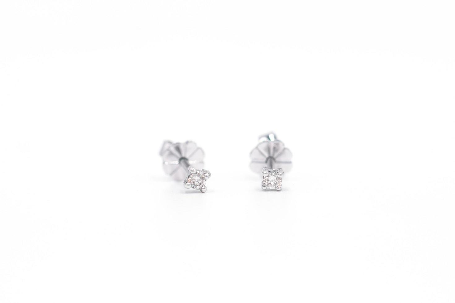 Diamond earring gold photo