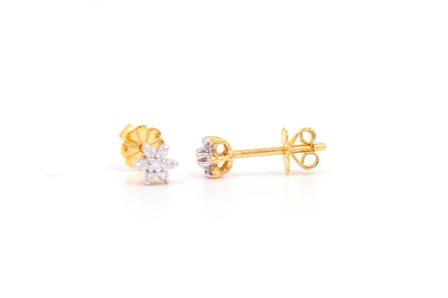 Diamond earring gold photo