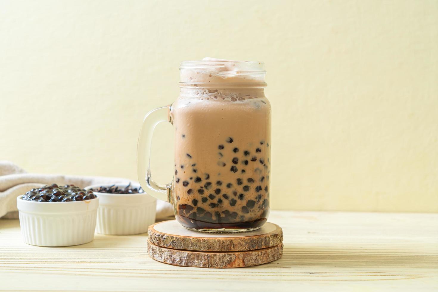 Taiwan milk tea with bubbles photo