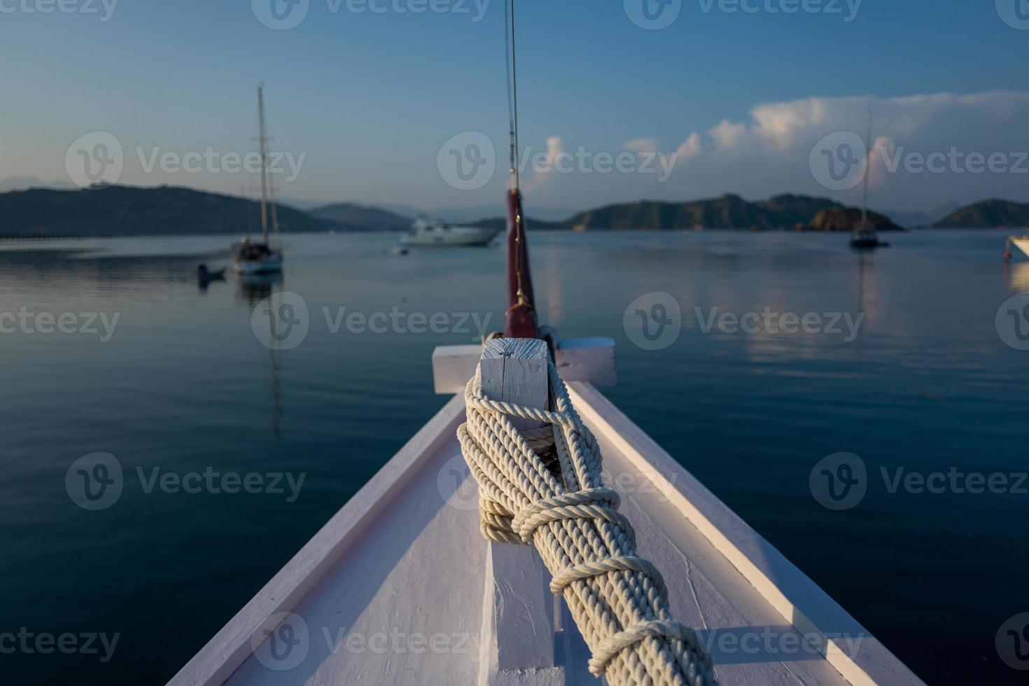 Ver en un barco en Labuan Bajo en Indonesia foto