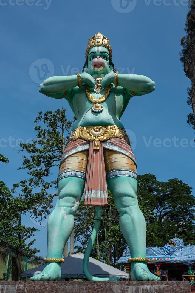 Estatua hindú azul en las cuevas de Batu, Kuala Lumpur foto