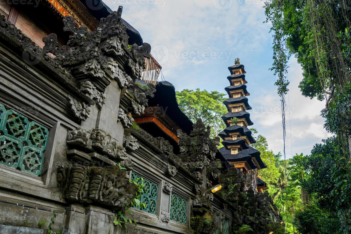 el paseo de la cresta campuhan en ubud en bali foto