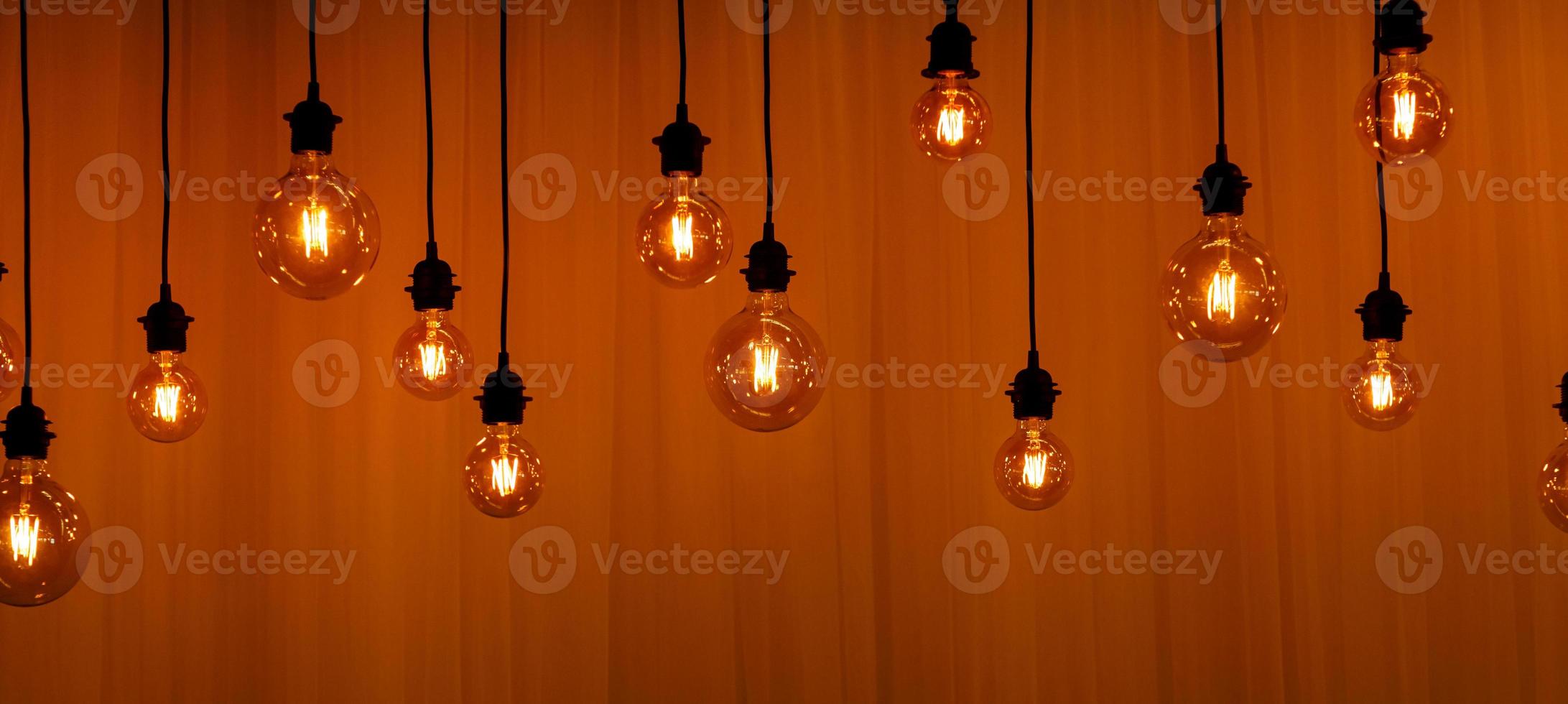 banner of retro Light bulbs christmas on wood texture background for product advertisement big board Celebration, Christmas, Happy New Year, Halloween concept photo