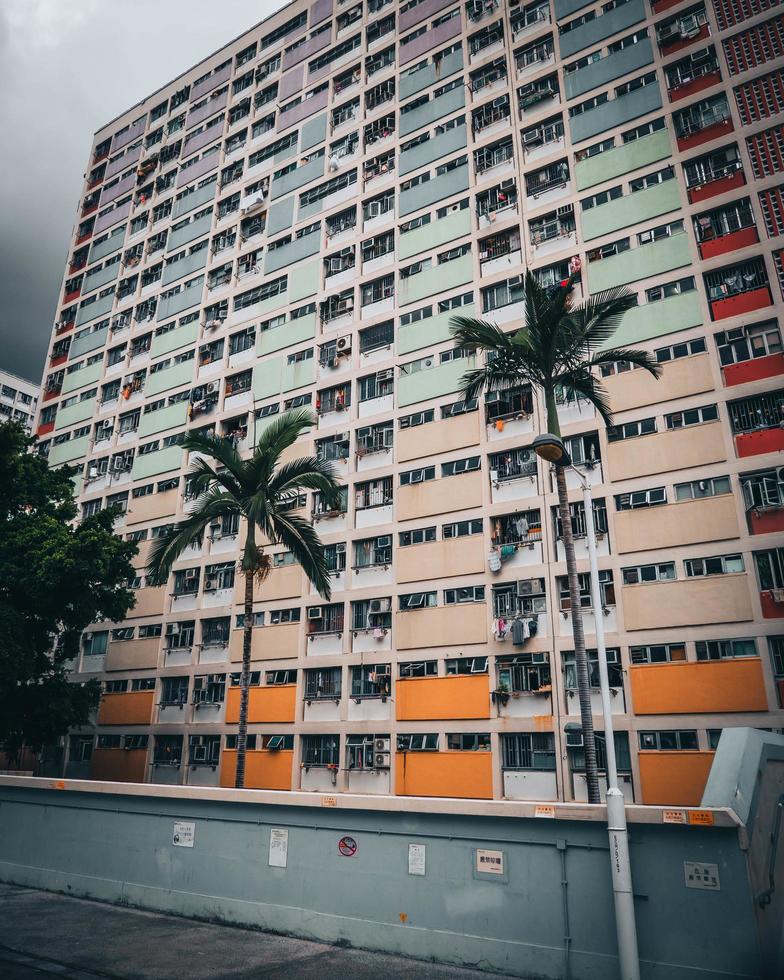 hong kong, china 2019- choi hung estate, o rainbow estate, en hong kong foto