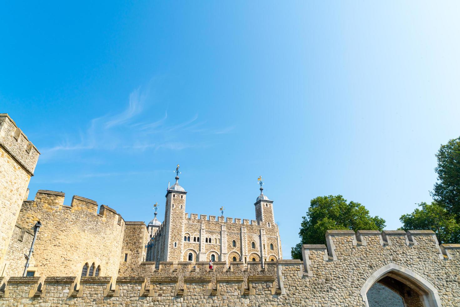 torre del palacio de londres edificio emblemático en londres foto