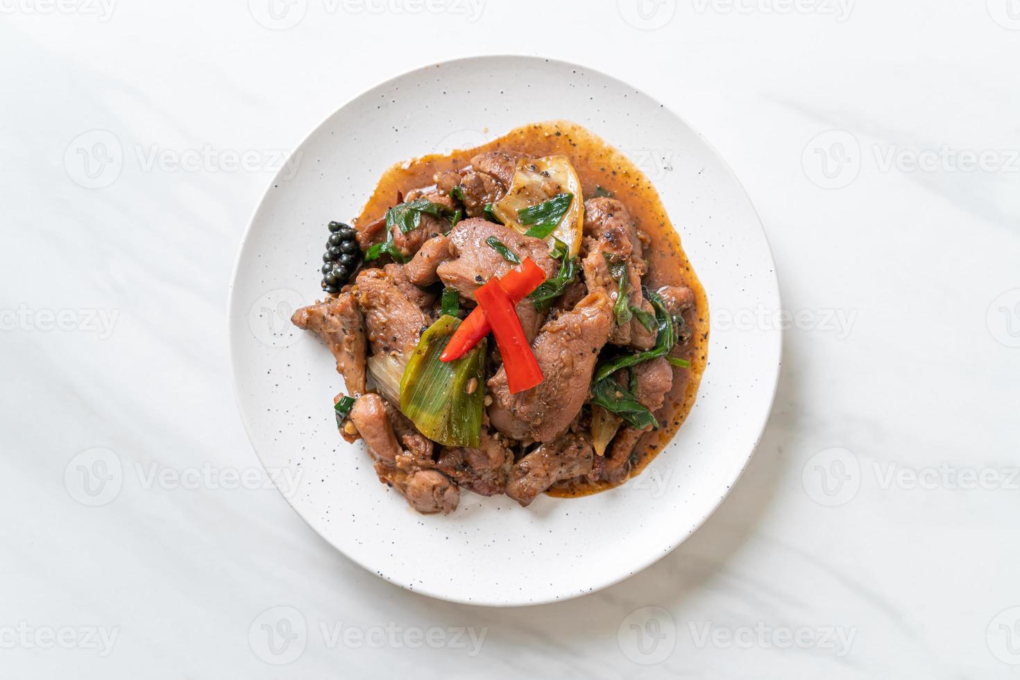 Stir-Fried Black Pepper with Duck photo