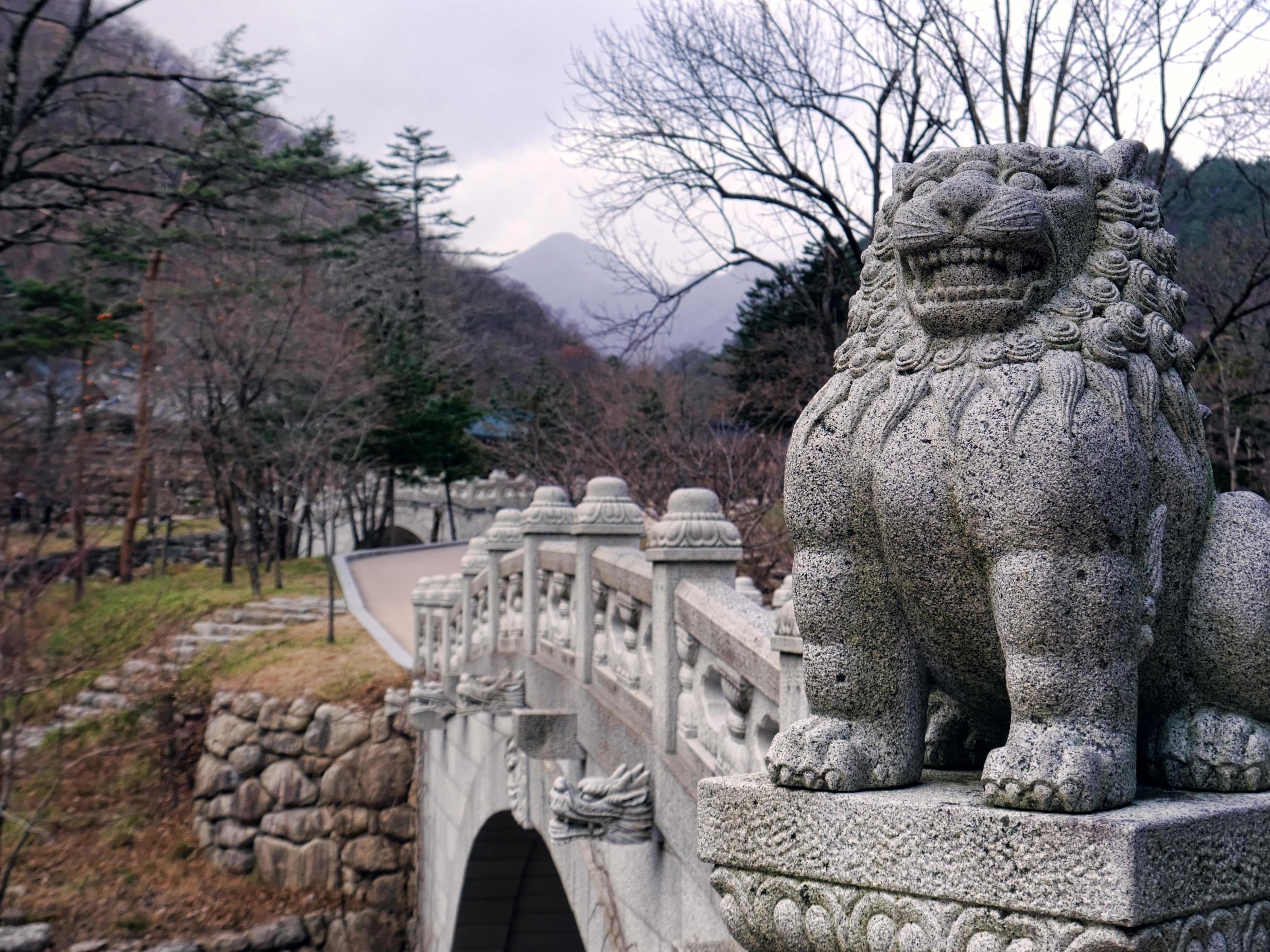 Asian lion sculpture in Seoraksan National Park, South Korea 2699785