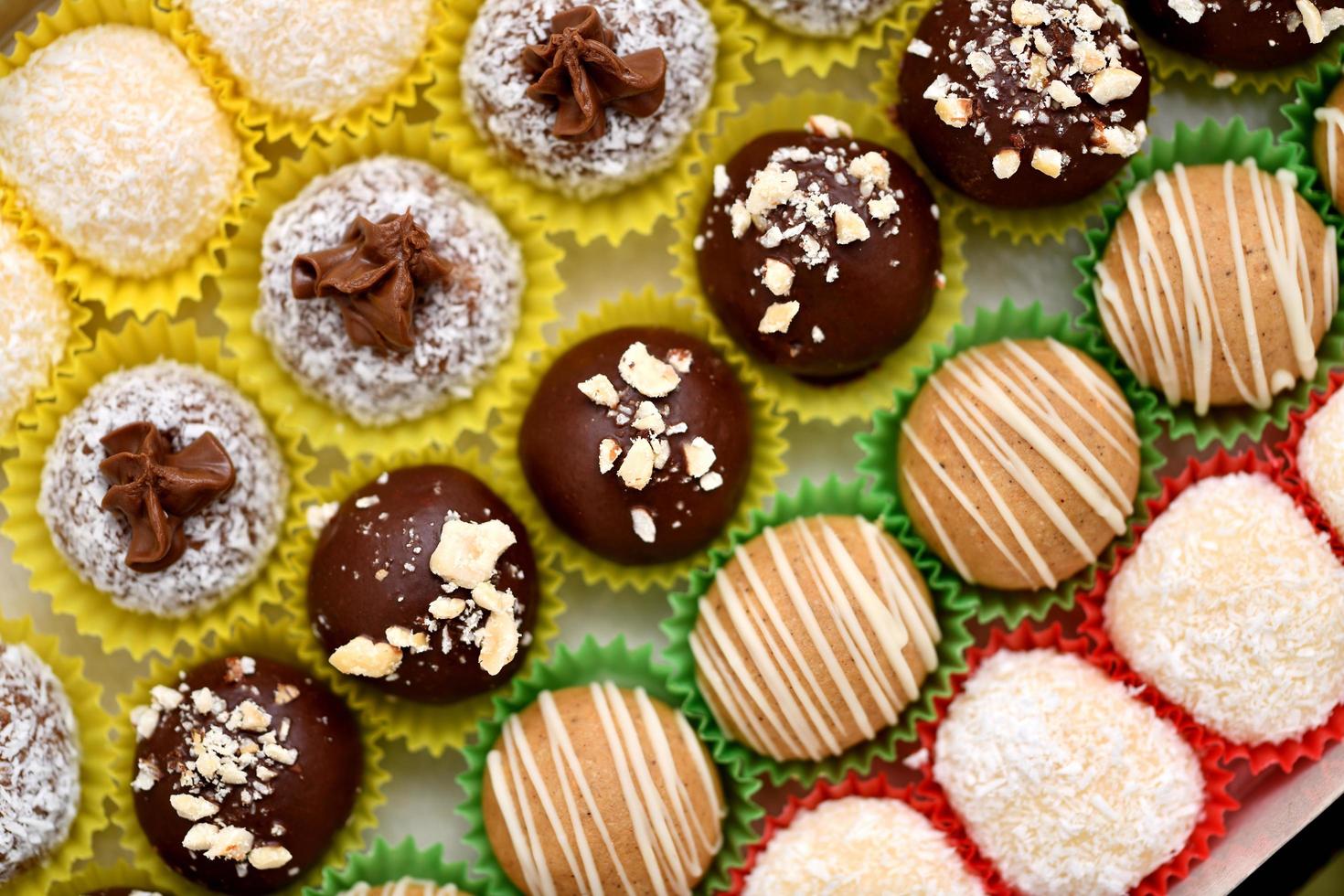 Macro photography of chocolate cakes photo