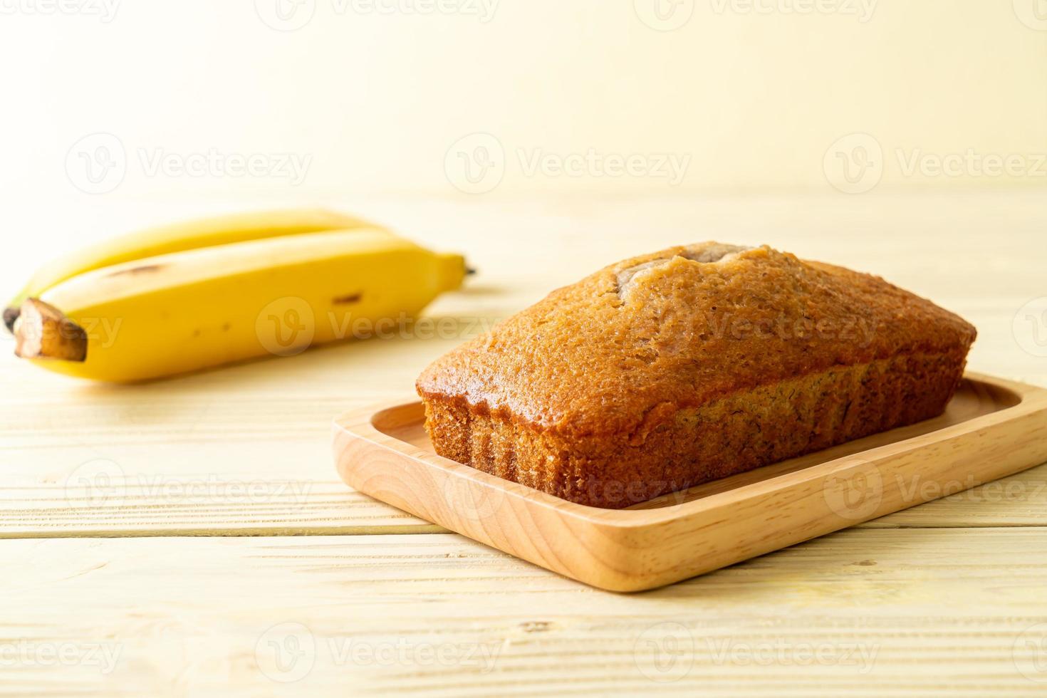 pan de plátano casero en rodajas foto