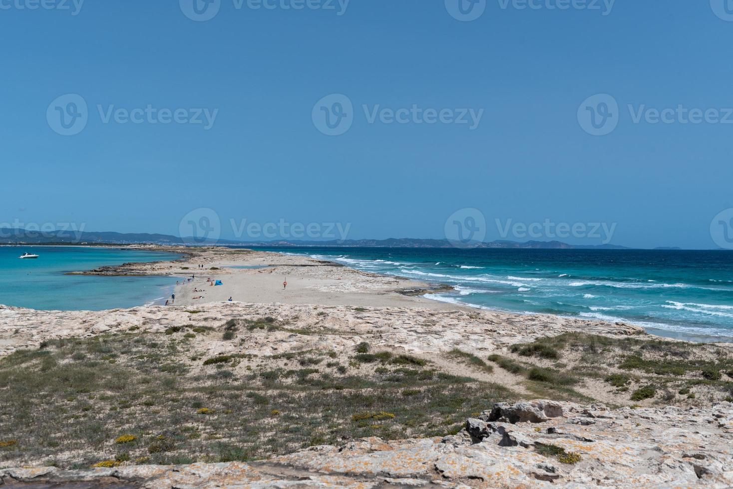 playa de ses iletes en formentera, islas baleares en españa. foto