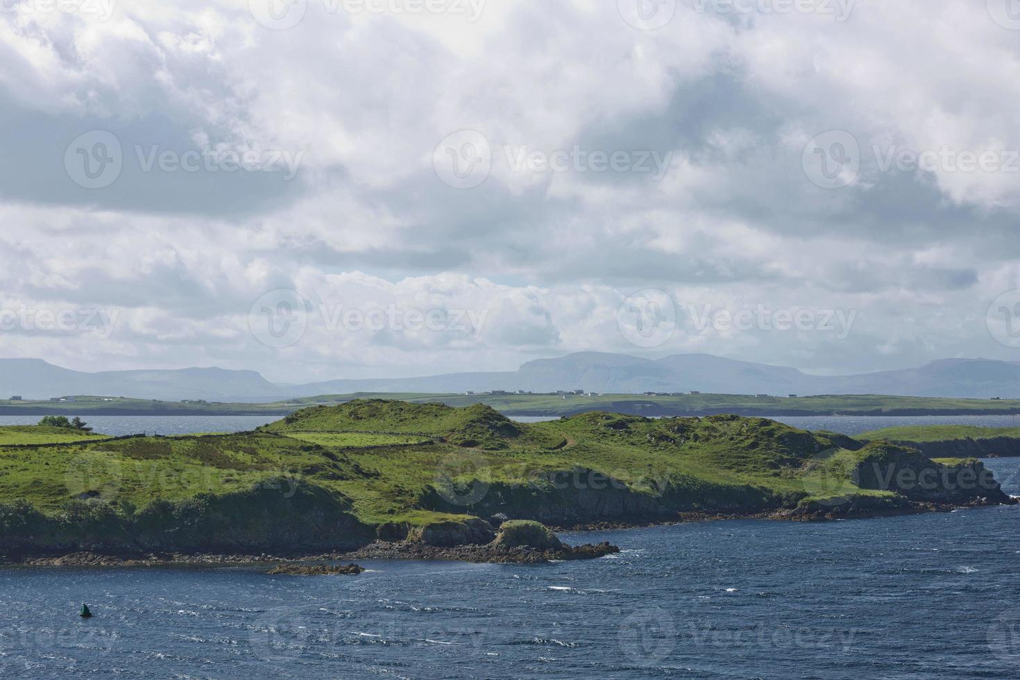 Costa irlandesa cerca de killybegs, condado de Donegal en Irlanda foto