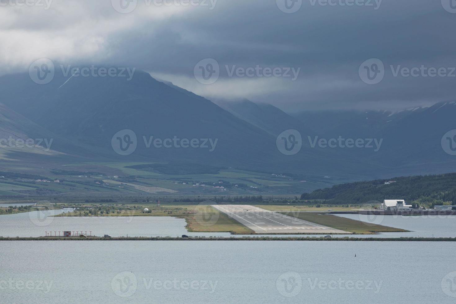 Aeropuerto de Akureyri en Islandia foto