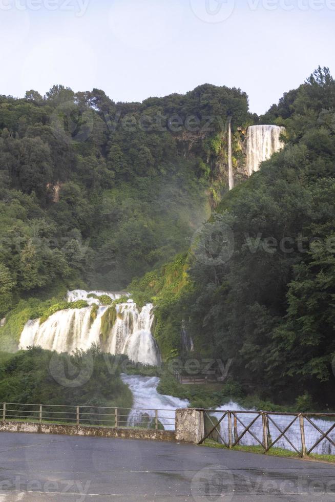 Cascada de Marmore la más alta de Europa foto