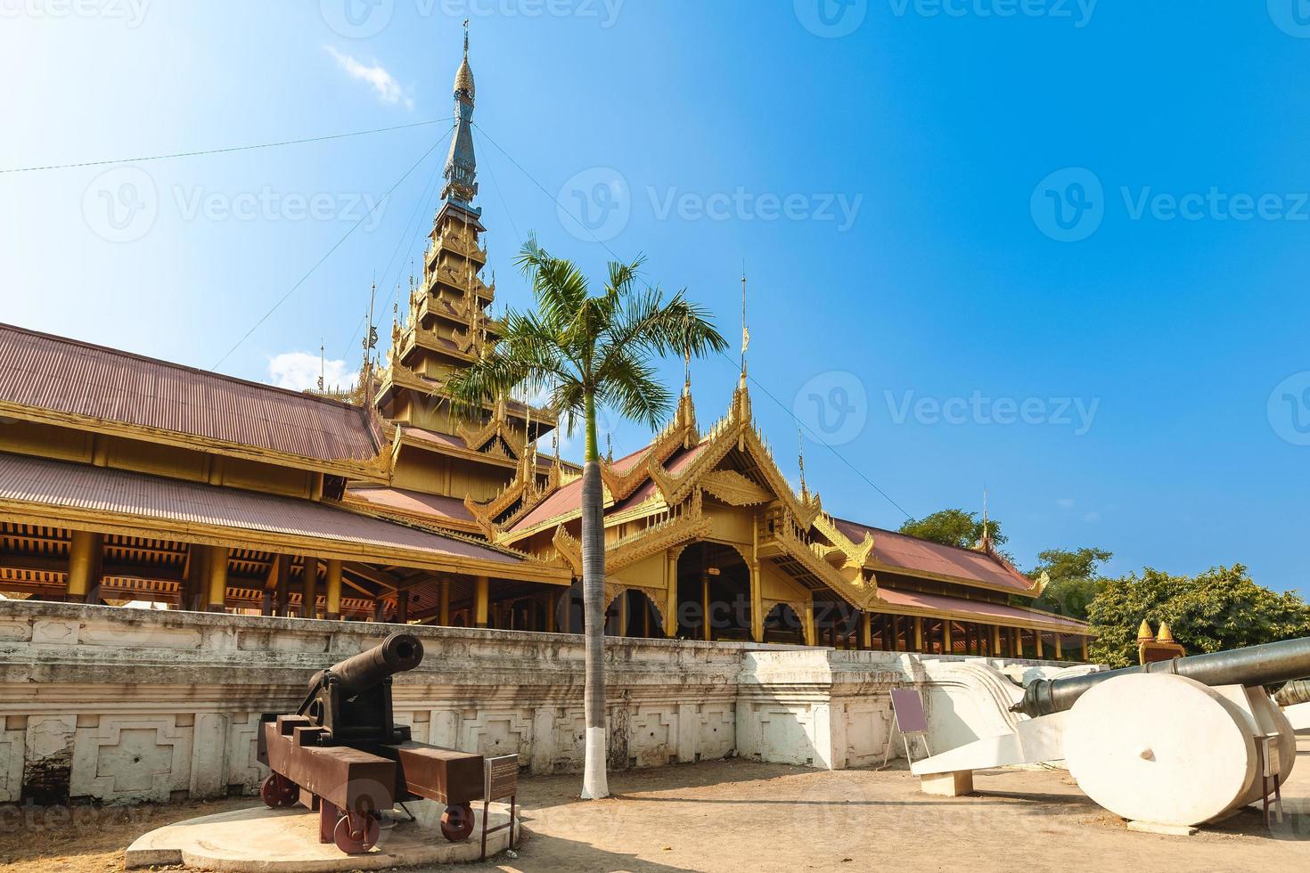 mandalay palacio de mandalay, en myanmar foto