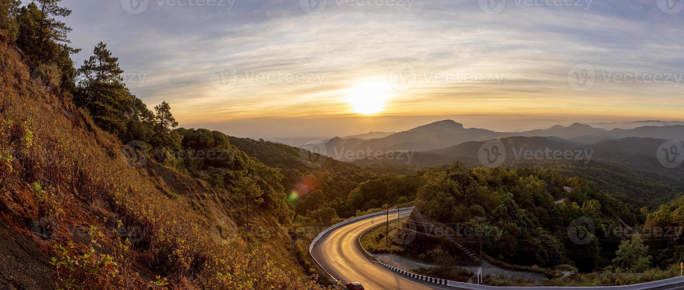 bellas imágenes del parque nacional doi inthanon en chiang mai, tailandia -turismo en tailandia foto