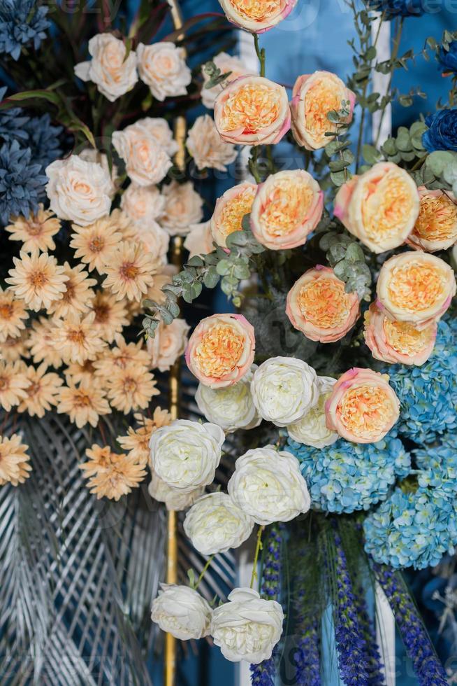 Fondo de telón de fondo de boda, decoración de flores. foto