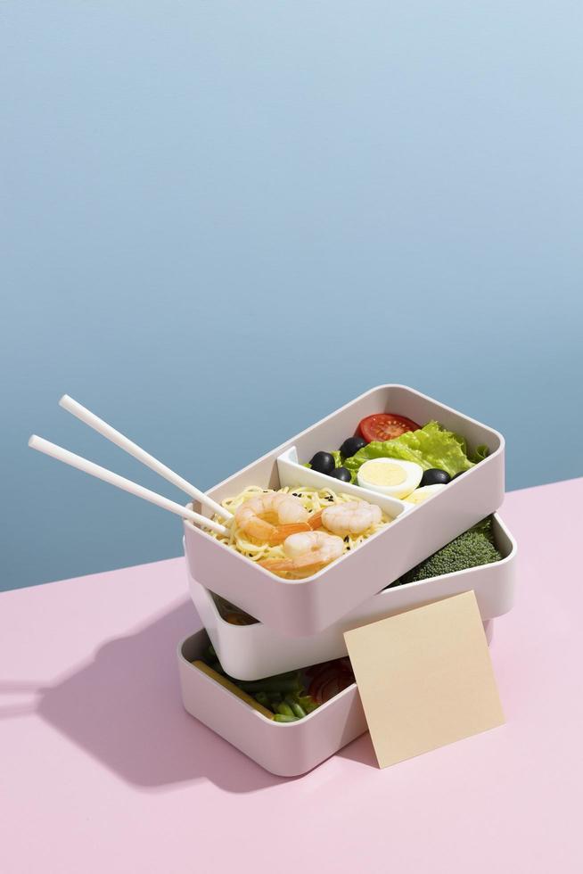 vista superior composición comida caja bento japonesa foto