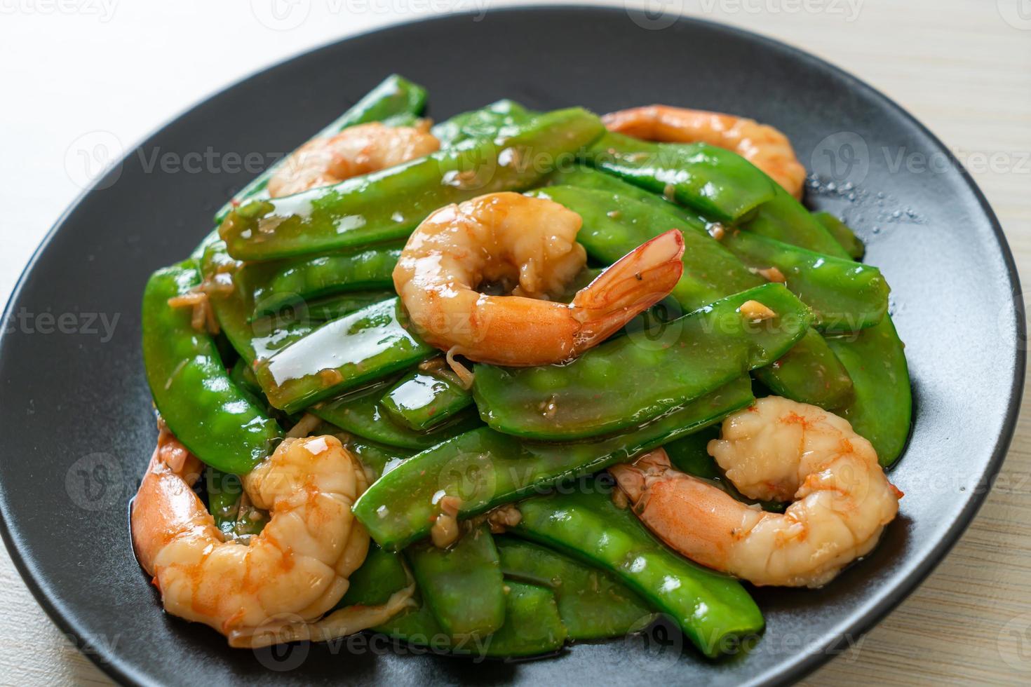 Stir-Fried Green Peas with Shrimp photo