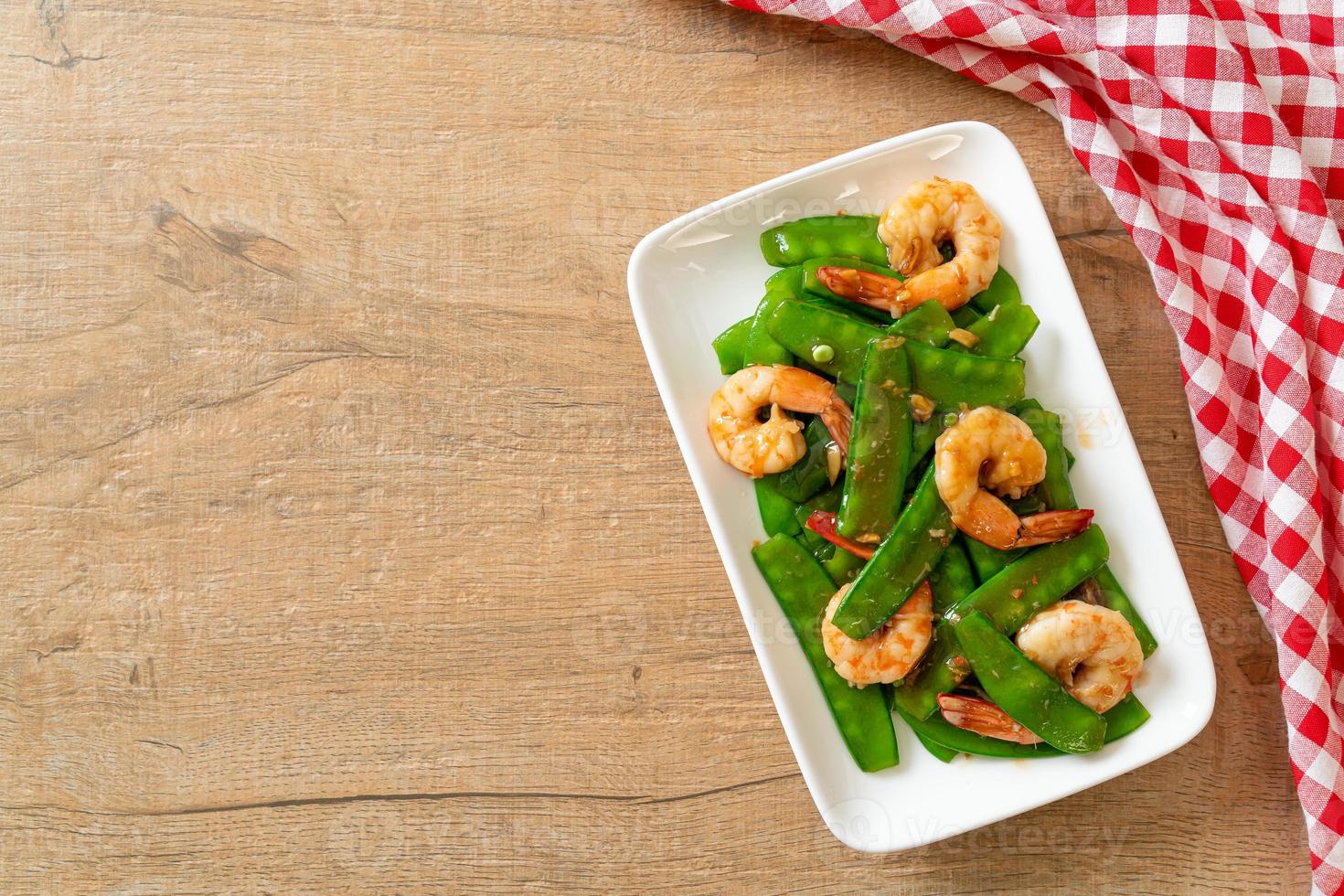 Stir-Fried Green Peas with Shrimp photo