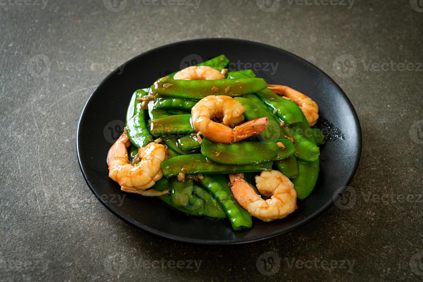 Stir-Fried Green Peas with Shrimp photo