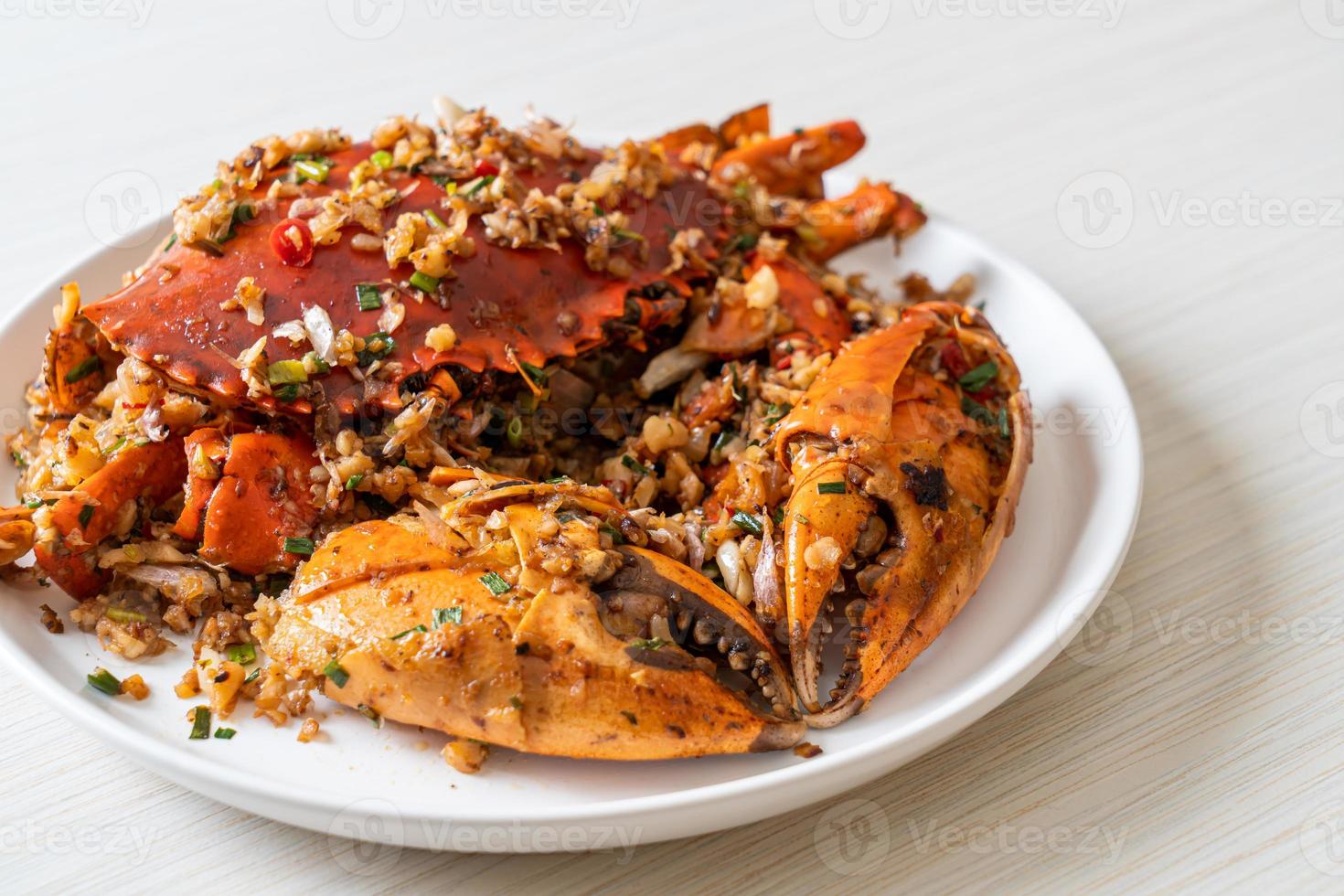 Stir Fried Crab with Spicy Salt and Pepper photo