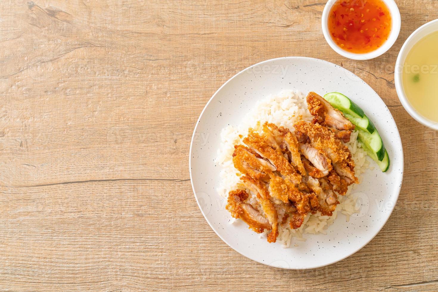 Hainanese chicken rice with fried chicken 2769724 Stock Photo at Vecteezy