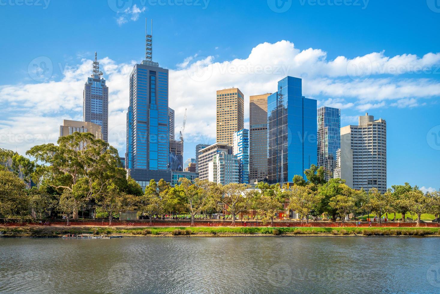 Horizonte de la ciudad de Melbourne en Victoria, Australia foto