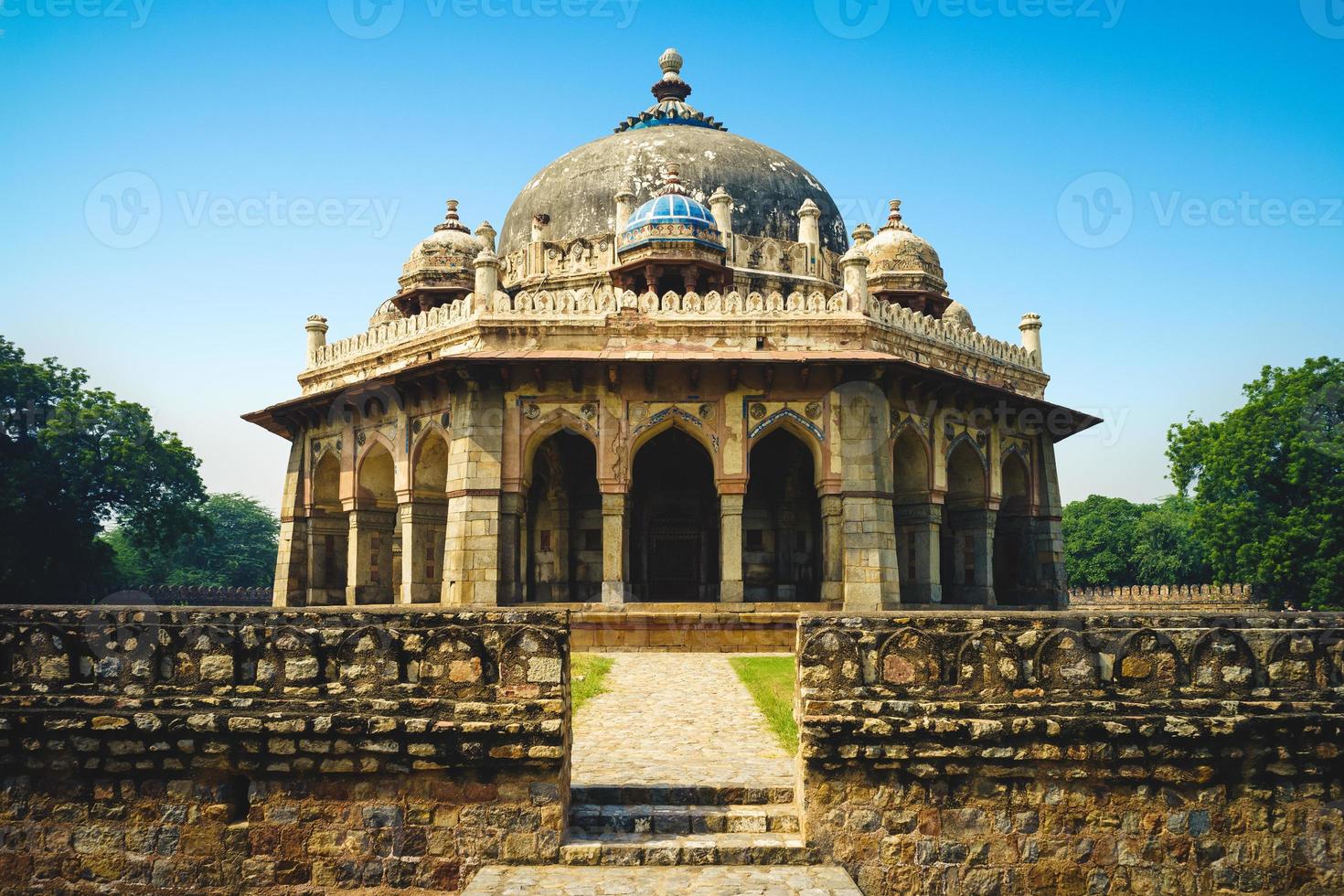 Tomb of Isa Khan Niazi in New Delhi, India photo