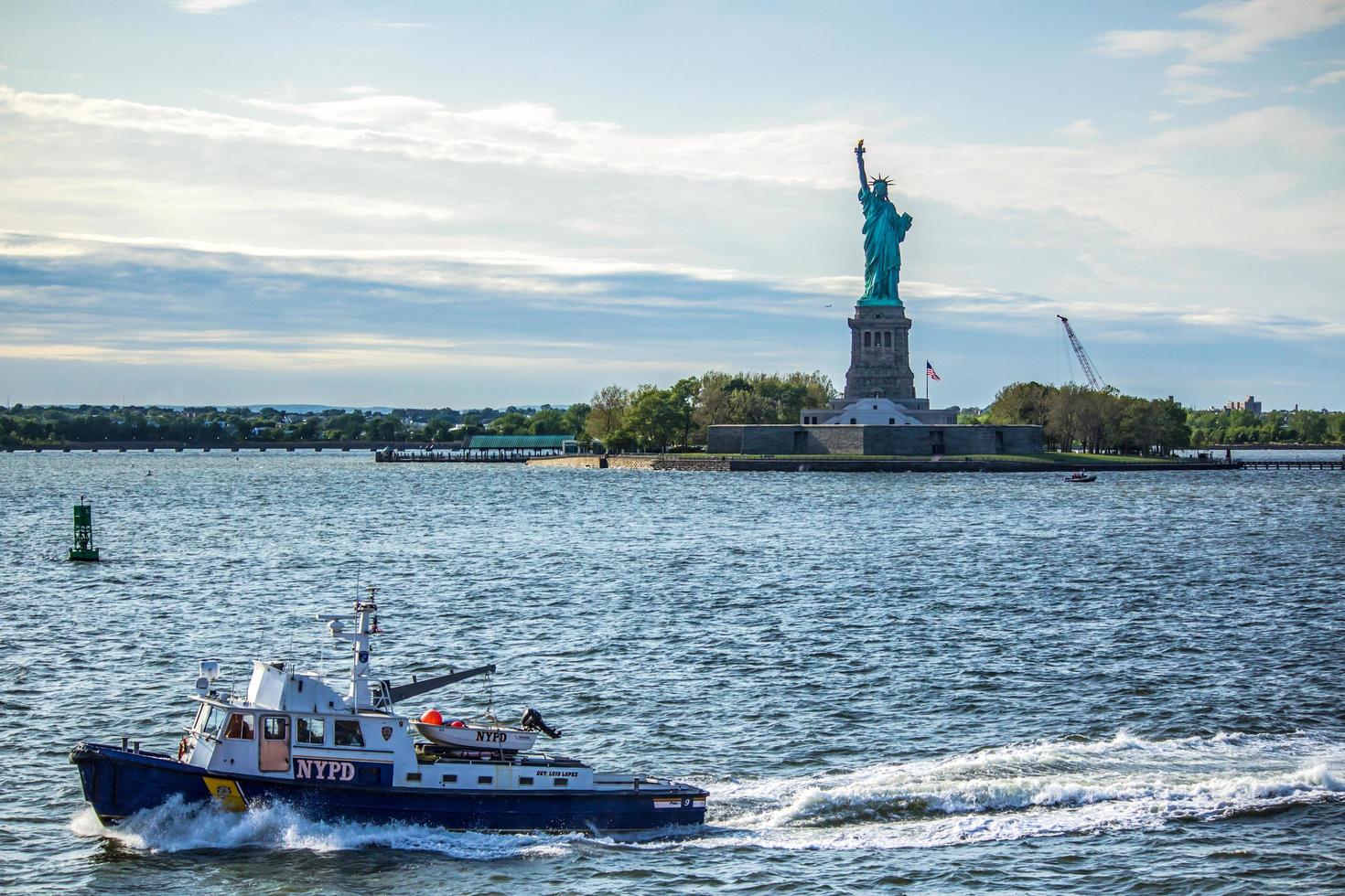 lancha patrullera nypd en 2017 foto