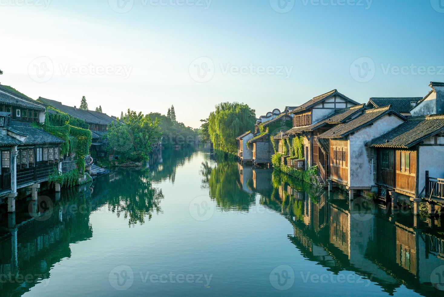 paisaje urbano de wuzhen, una histórica ciudad escénica en china foto