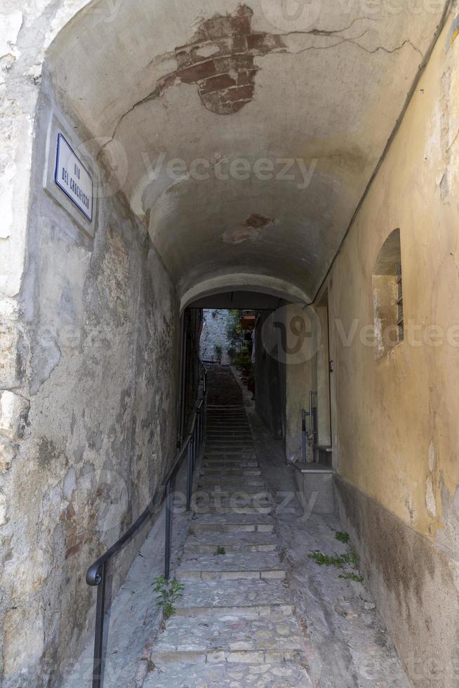 arquitectura de calles y edificios en el centro de amelia foto