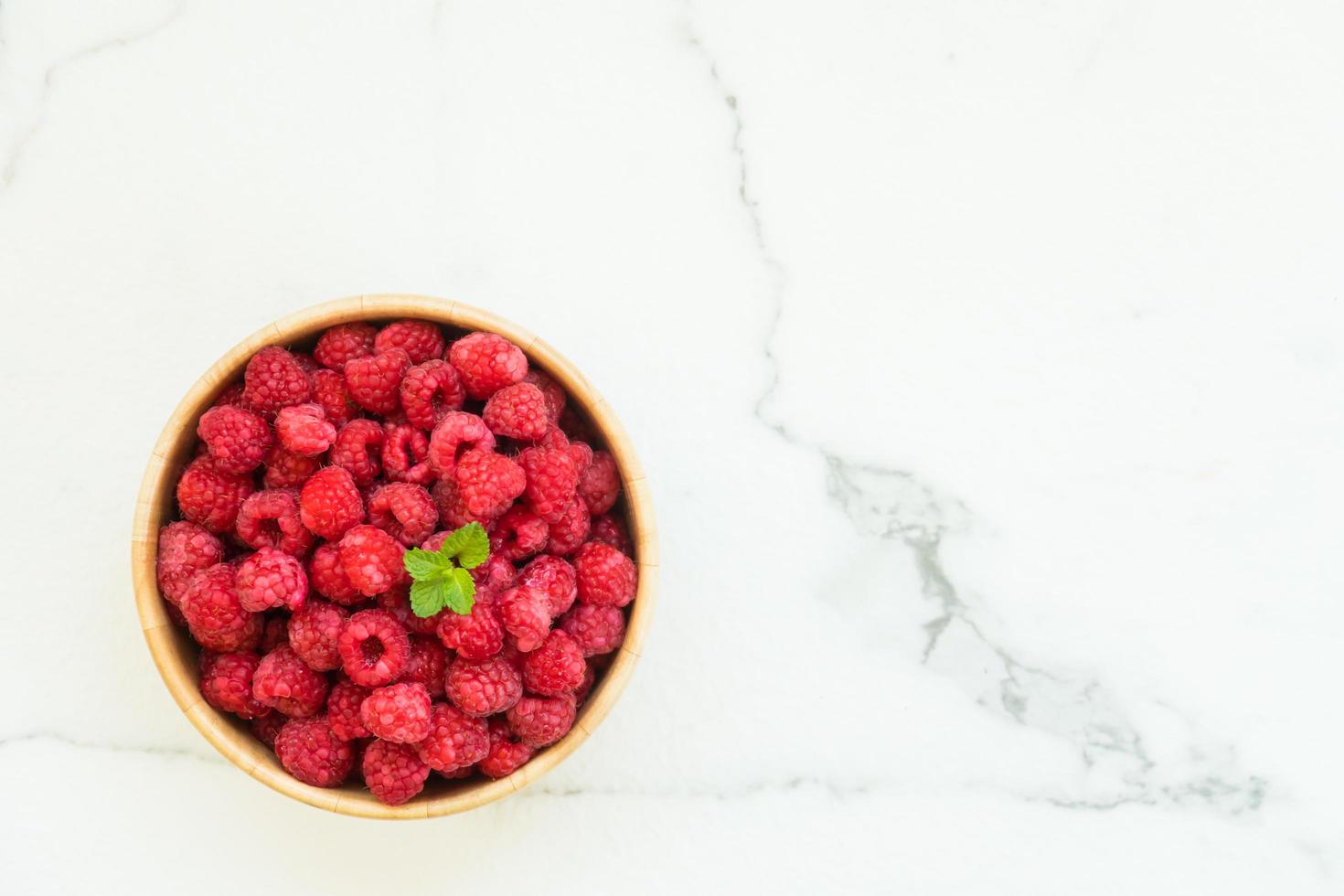 Red raspberries fruit photo