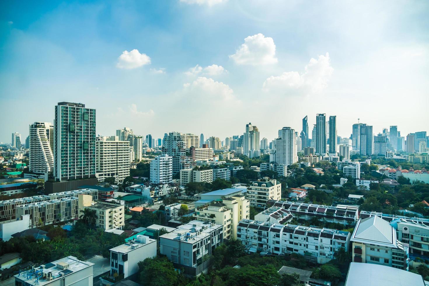 horizonte de la ciudad de bangkok foto