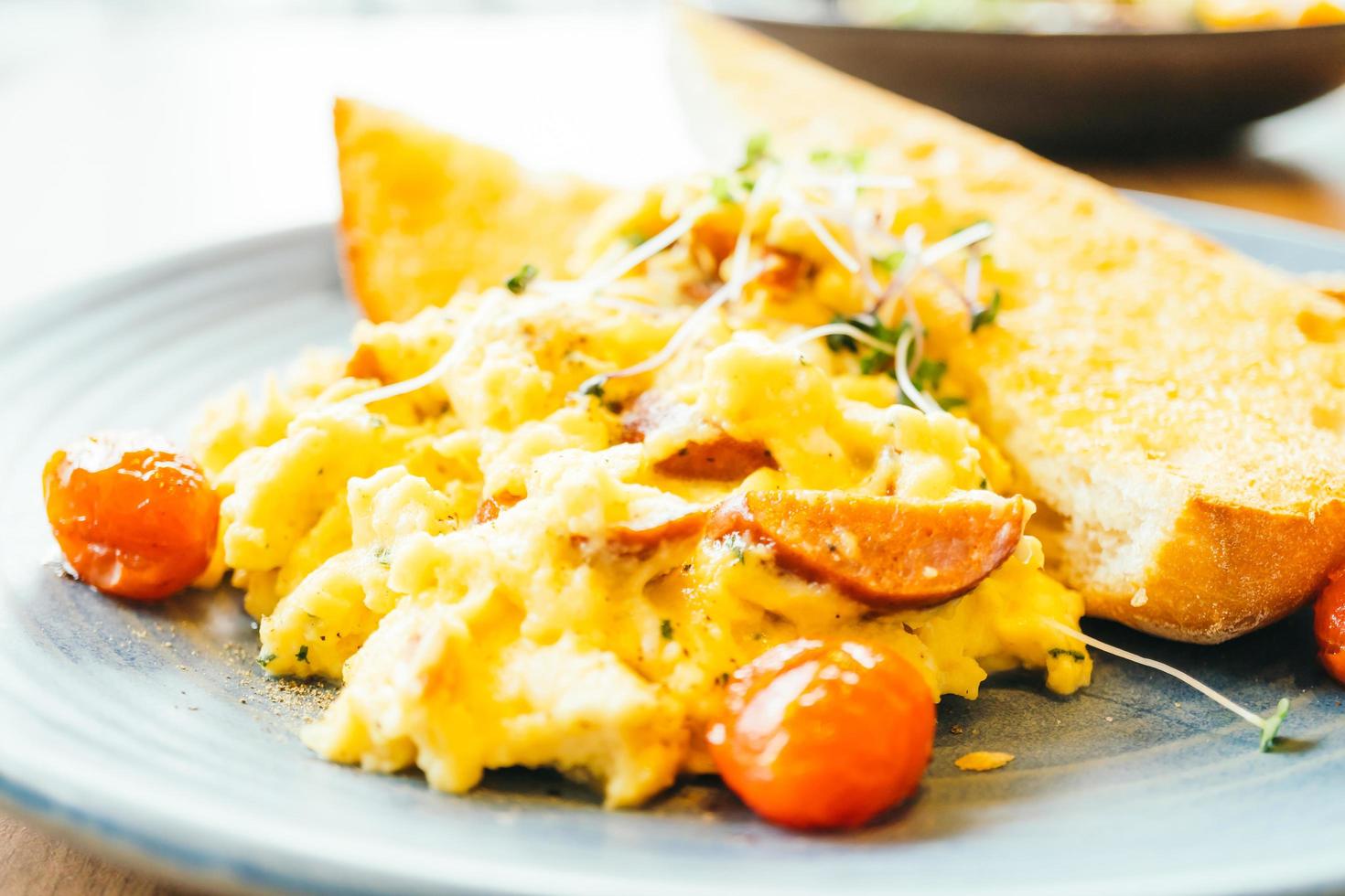 Scrambled eggs with vegetable photo