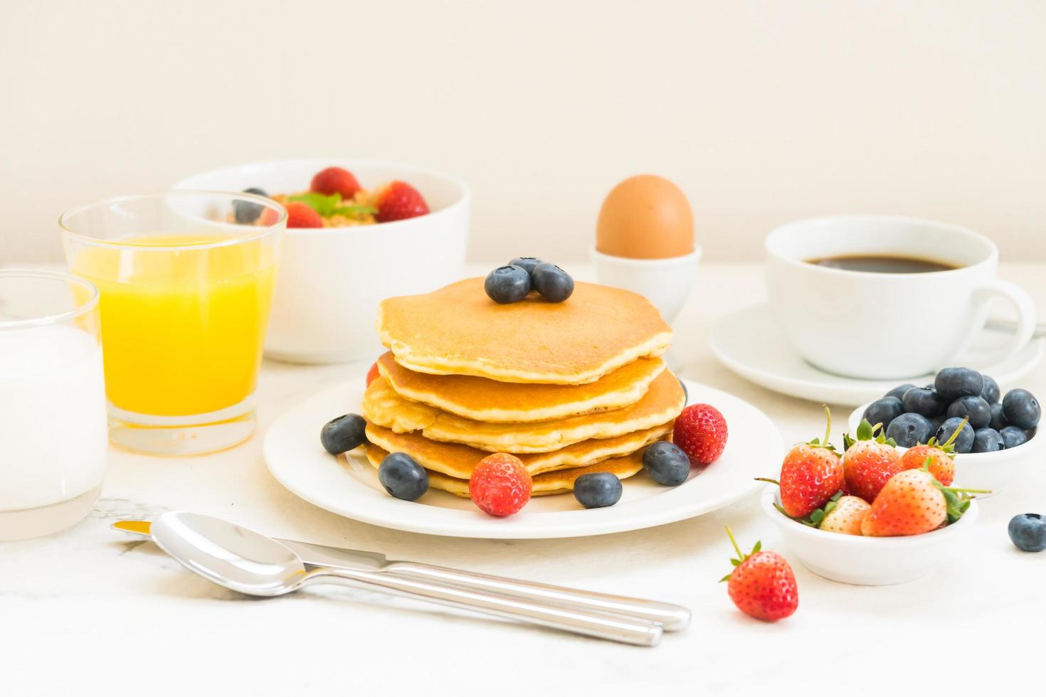 Healthy Breakfast set photo