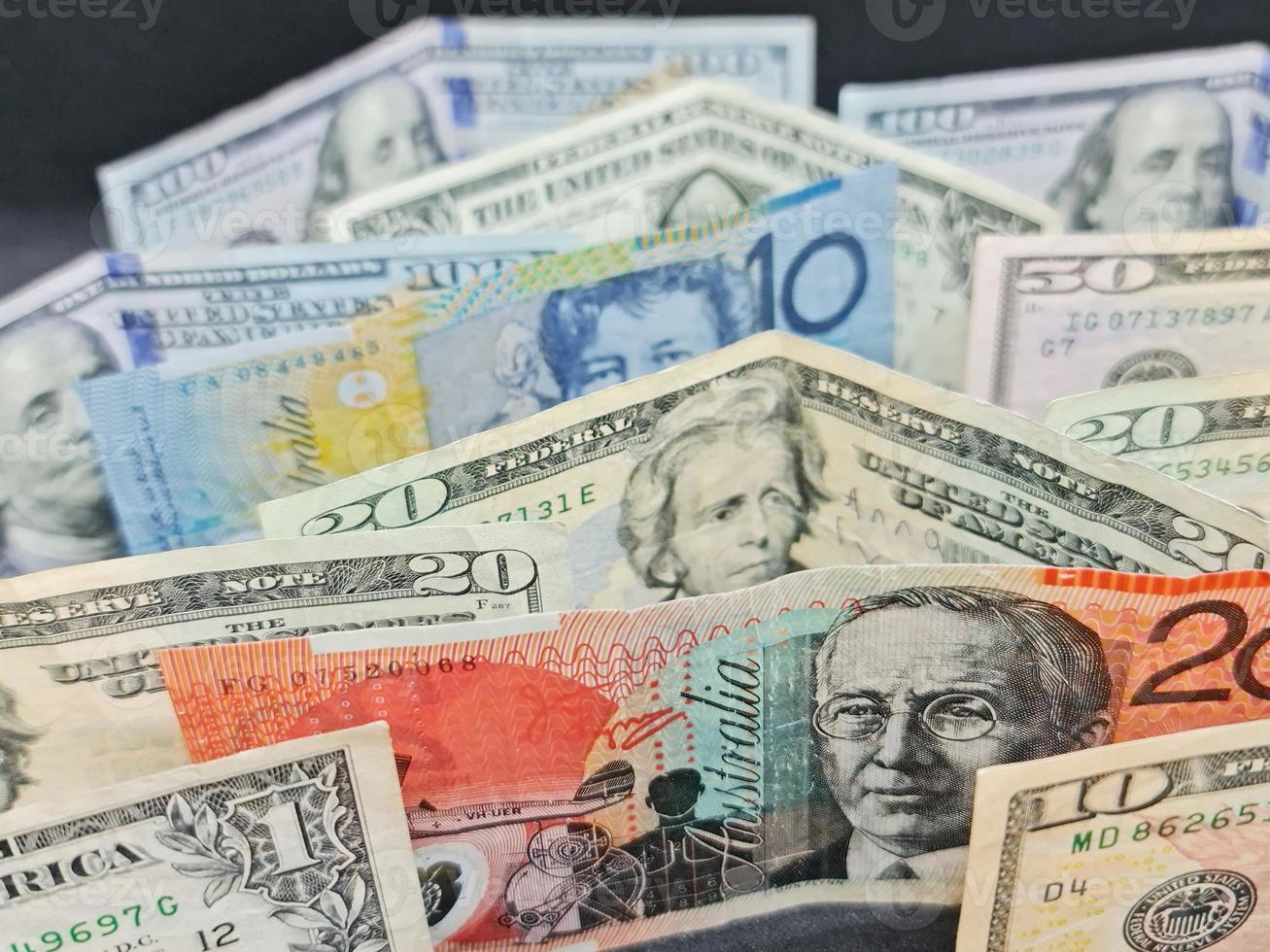 valor en el tipo de cambio entre el dinero australiano y el americano foto
