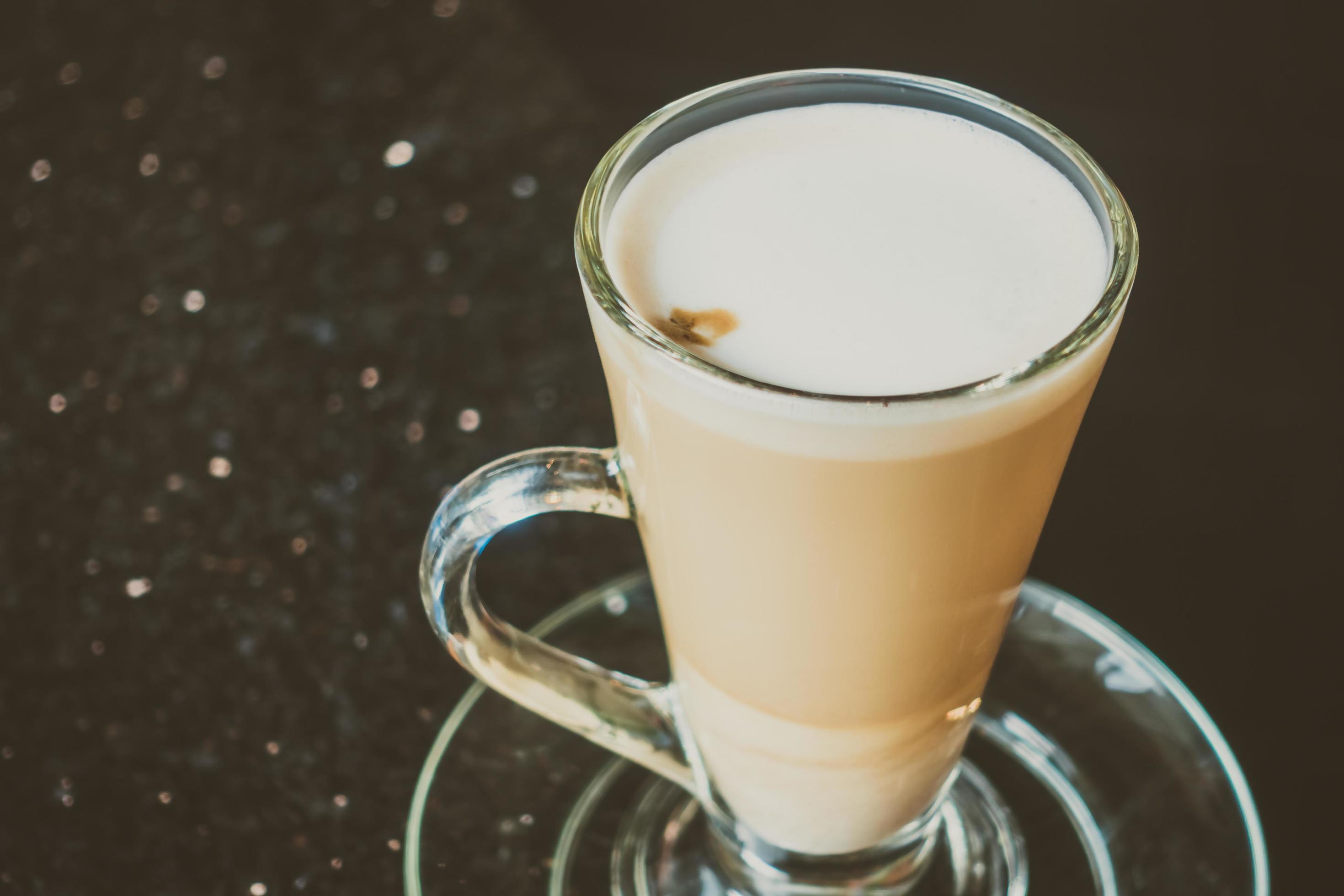 Latte coffee cup 2818864 Stock Photo at Vecteezy