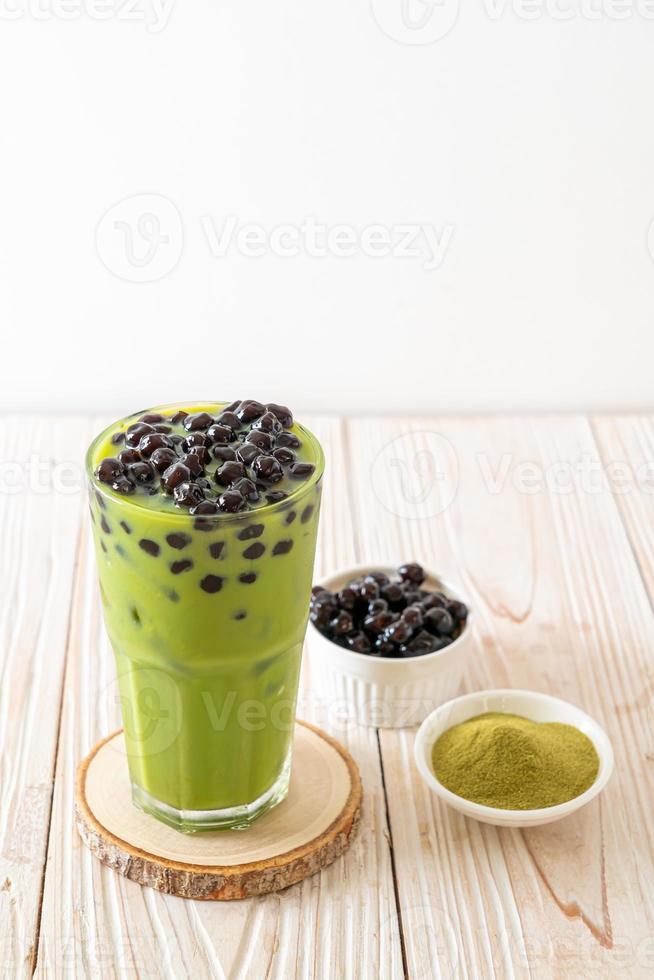 Matcha green tea latte with bubble photo