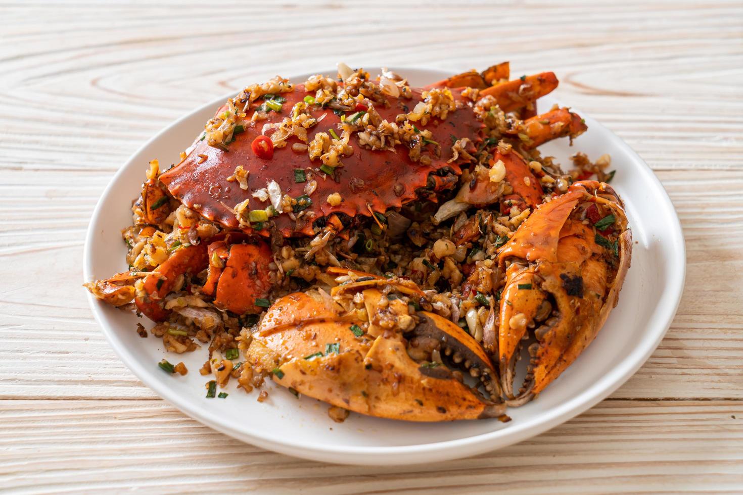 Stir Fried Crab with Spicy Salt and Pepper photo