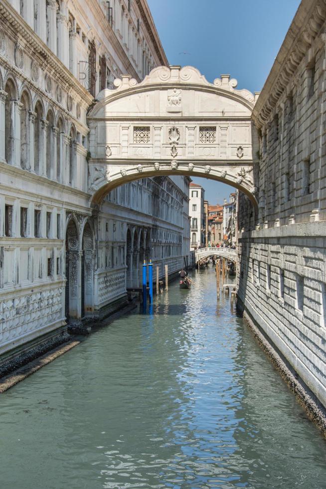 Ponte del sospiri, puente de los suspiros en el palacio ducal, en Venecia, Italia 2019 foto