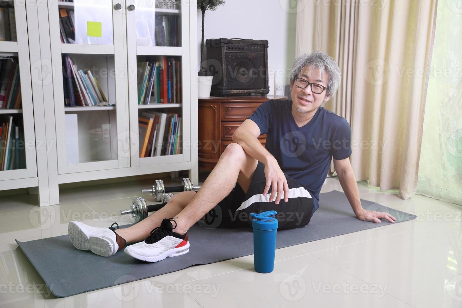 Asian Man Workout photo