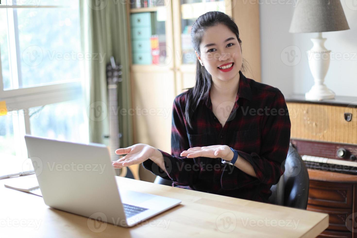 trabajar desde casa foto