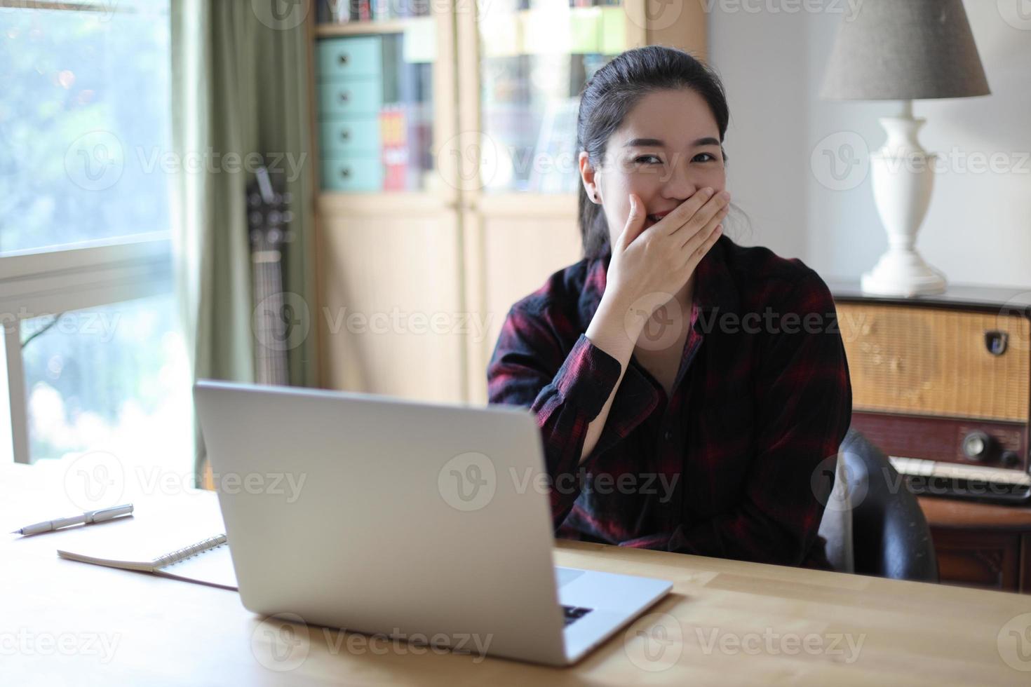 trabajar desde casa foto