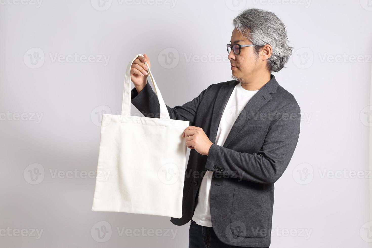 Carry Bag Logo Stock Photos, Images and Backgrounds for Free Download