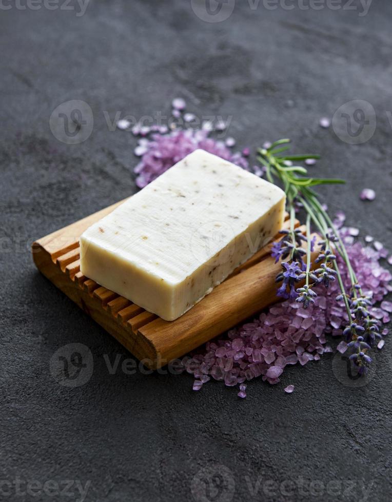 lavanda y jabón orgánico foto