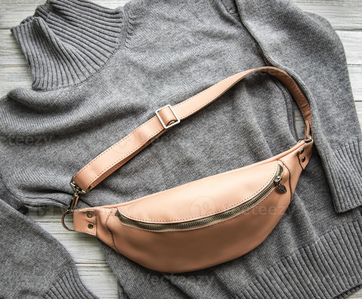 Pink leather belt bag photo