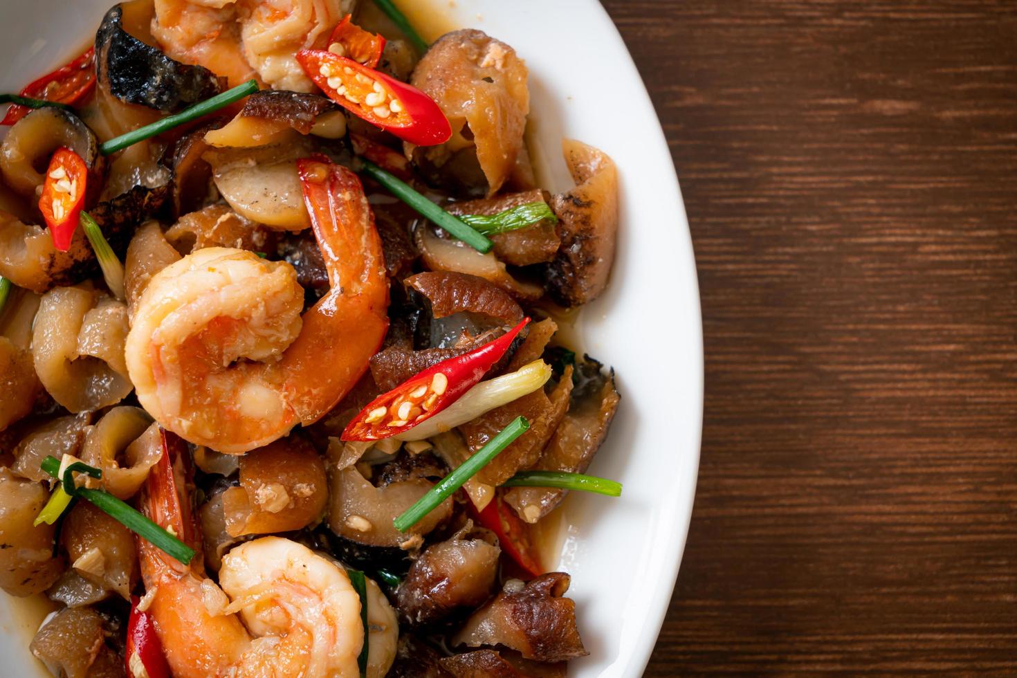Stir Fried Sea Cucumber with Shrimps photo