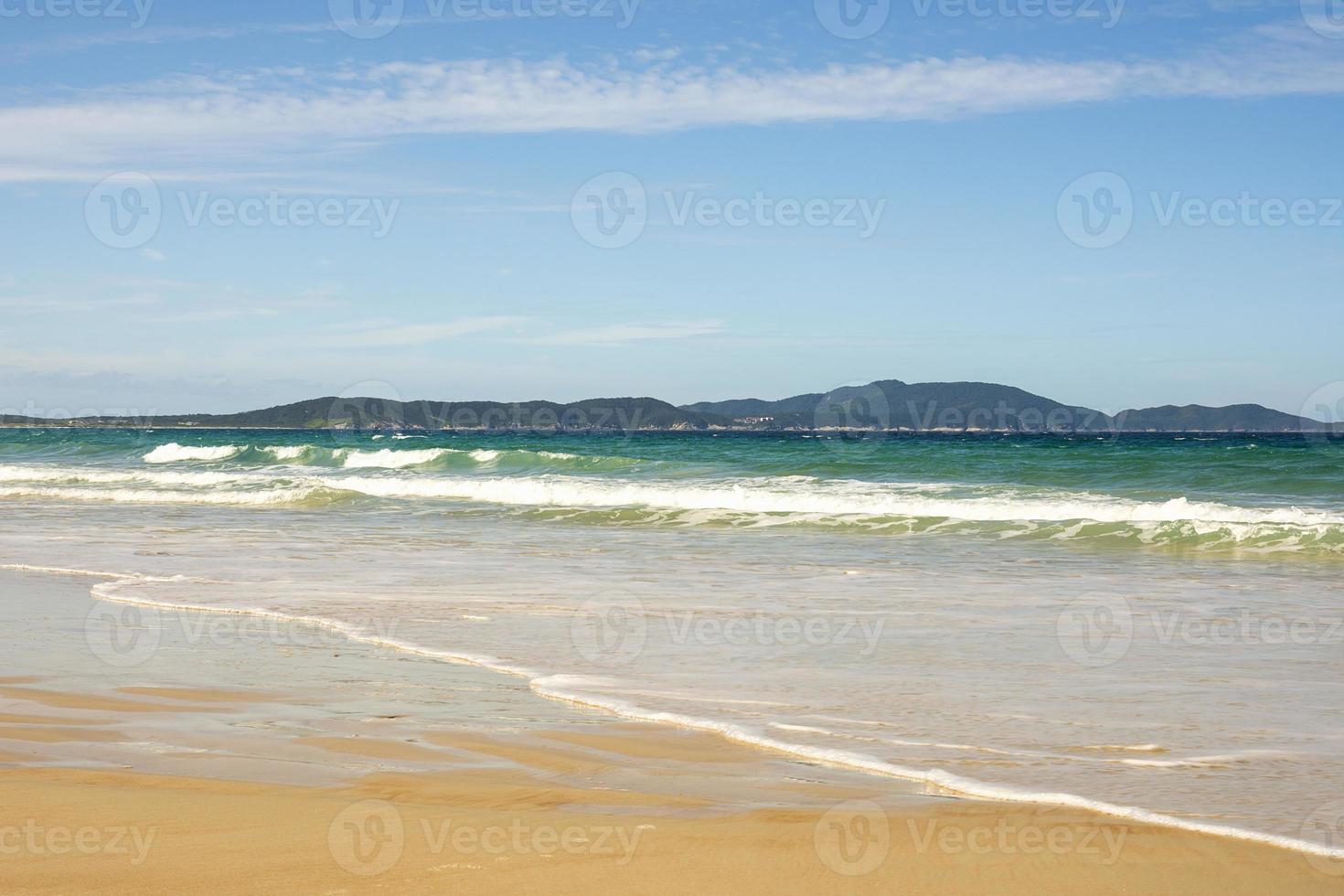 tranquila playa tropical en brasil foto