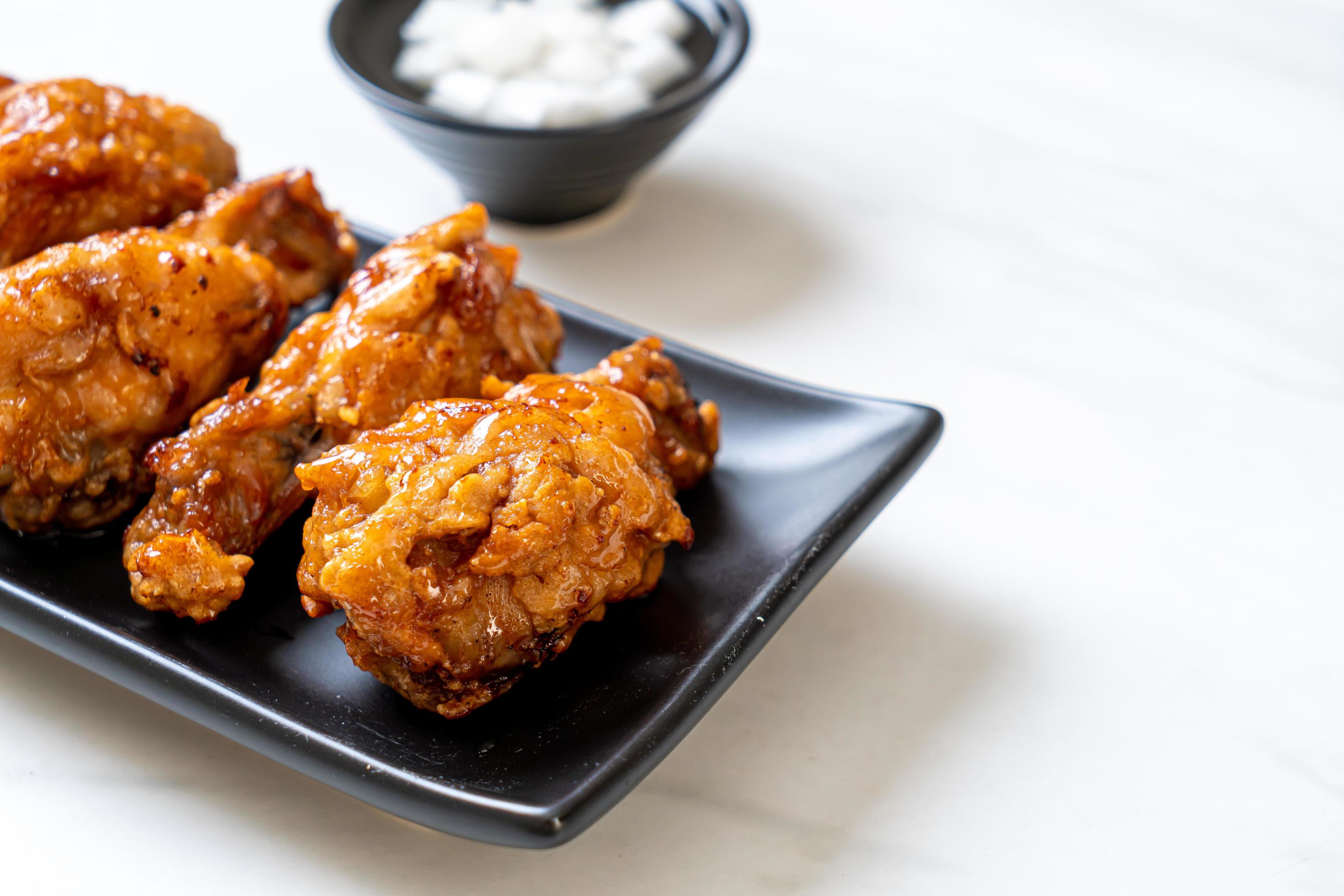Fried chicken with sauce in Korean style 2881018 Stock Photo at Vecteezy